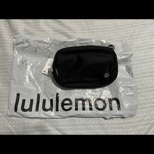NWT LULULEMON EVERYWHERE BELT BAG EXTENDED STRAP